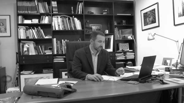 Stéphane Ledoux dans son bureau à Paris le 28 janvier 2010